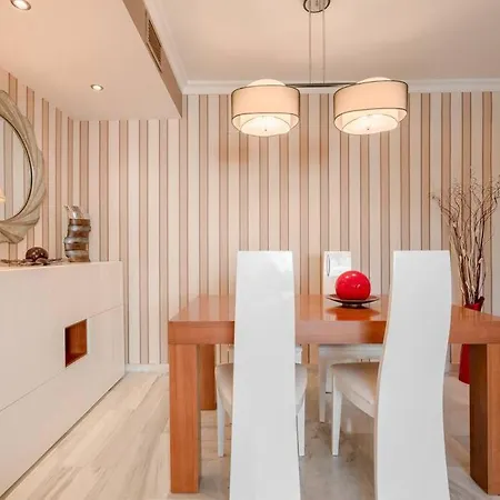 Oleholidays Napoleon 3 Junto A Alicate Playa Apartment *