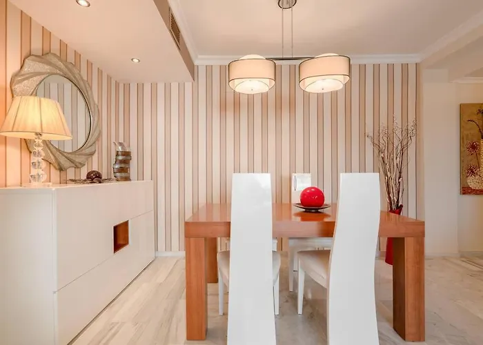 Oleholidays Napoleon 3 Junto A Alicate Playa Apartment *